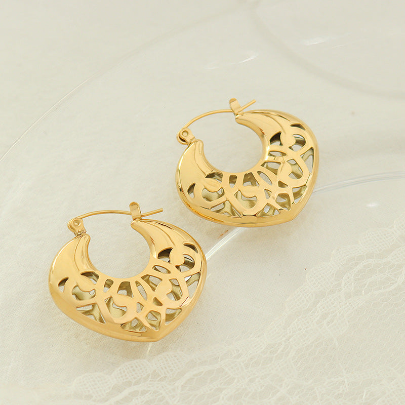 heart hollow out earrings