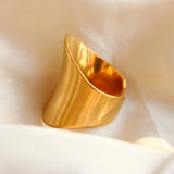 Minimalist Broad Glossy Ring